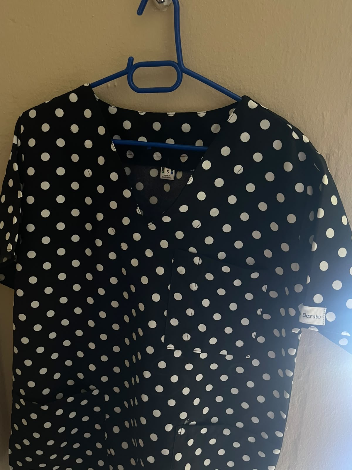 Polka dots Scrub top (S)